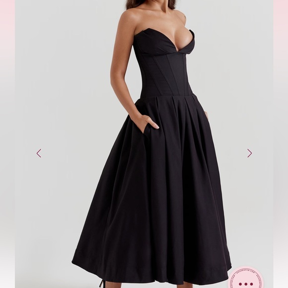 House of CB LADY
Black Strapless Midi Dress - Picture 3 of 9